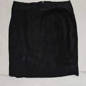 EUC Vintage Clean Lines Classics Black Leather Midi Skirt | Size 13/14
